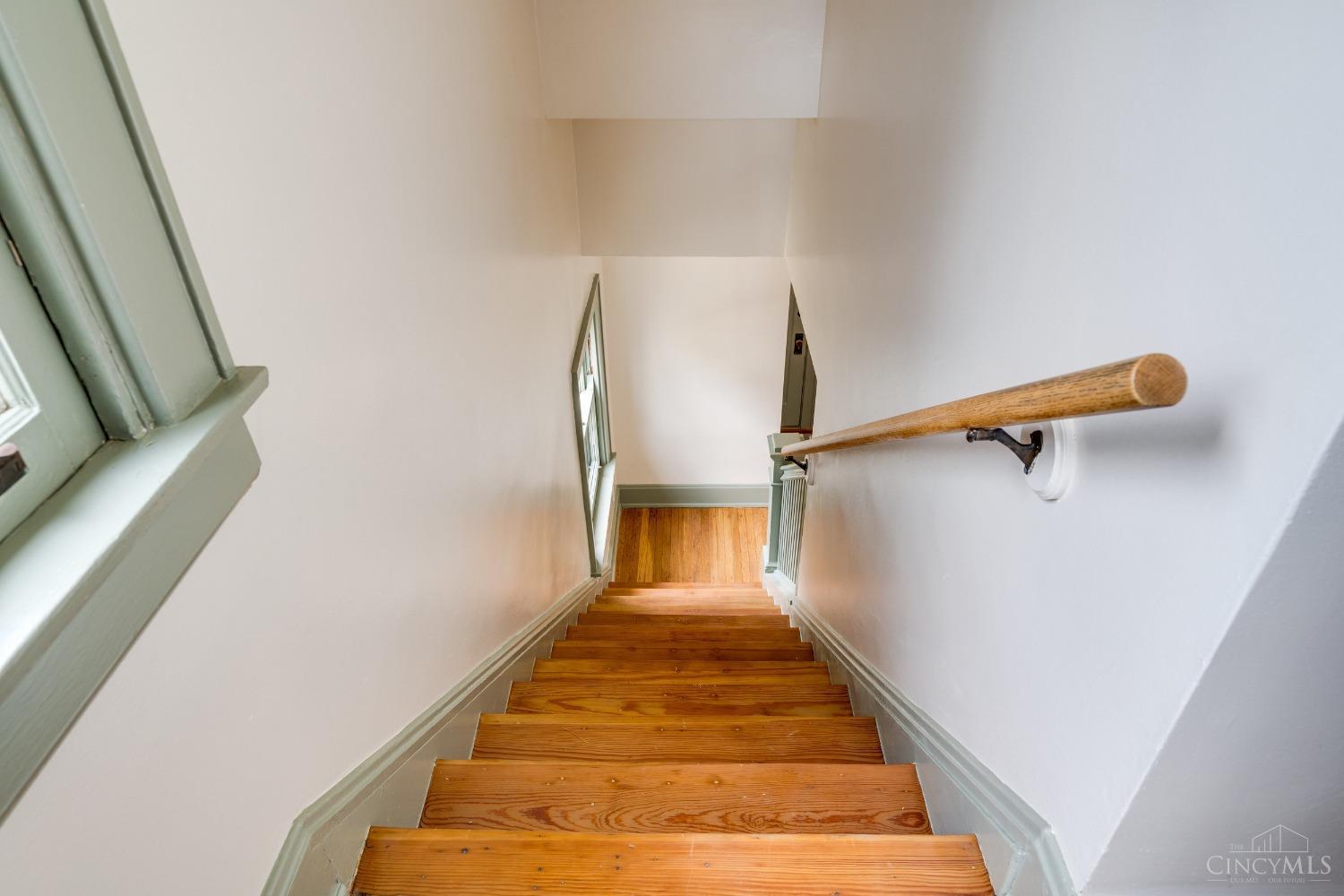55 West Sharon Road Cincinnati, OH 45246 - Photo 21 of 43