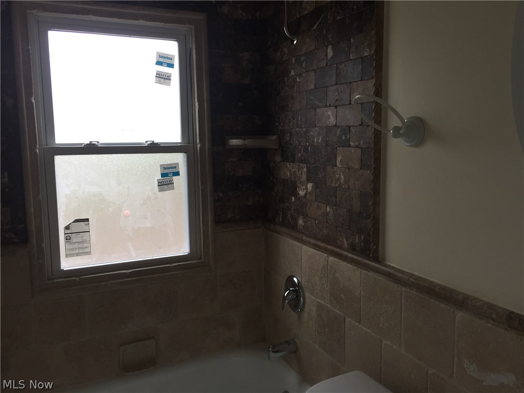 3632 Chelton Road Cleveland, OH 44120 - Photo 21 of 24