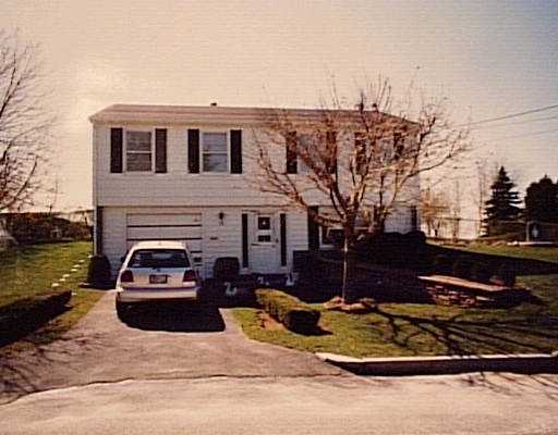 72 Grandview Avenue Woonsocket, RI 02895 - Photo 1 of 1 Exterior Front.