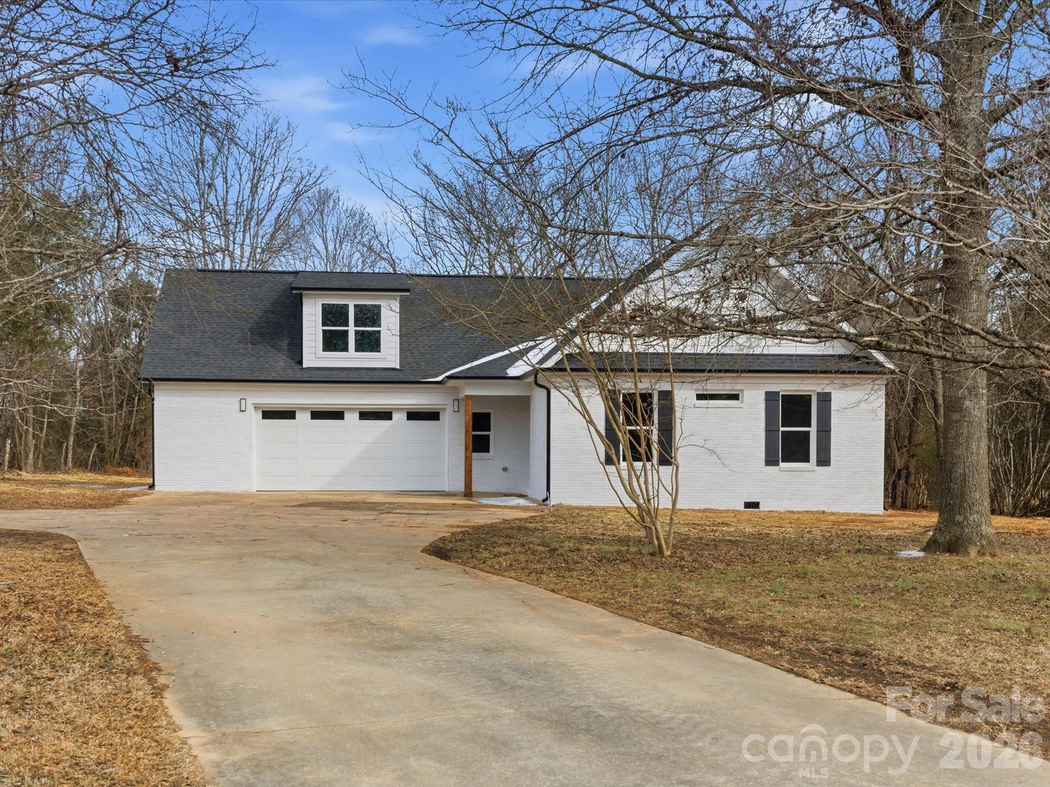 1491 Cedar Grove Road Clover, SC 29710 - Photo 4 of 48