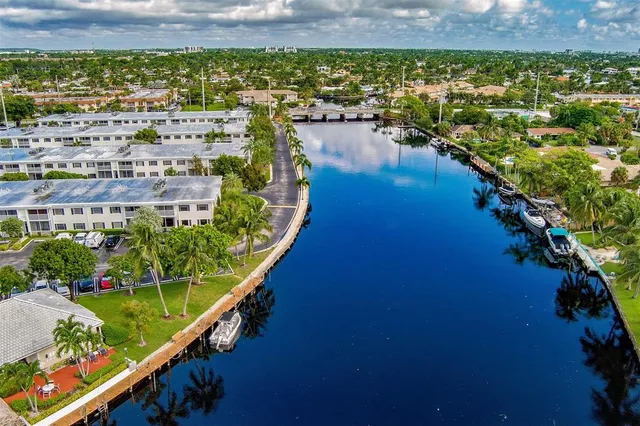 $175,000 | 140 Cypress Club Drive, Unit 414, Pompano Beach, FL 33060