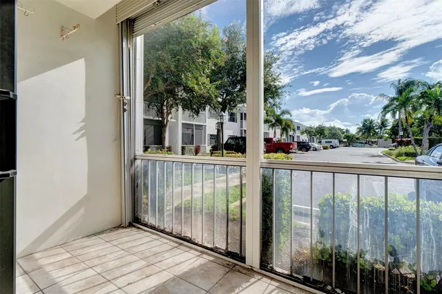 $175,000 | 140 Cypress Club Drive, Unit 414, Pompano Beach, FL 33060