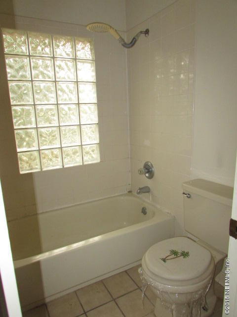 1089 Kings Road Neptune Beach, FL 32266 - Photo 8 of 18 8 MAIN BATHROOM