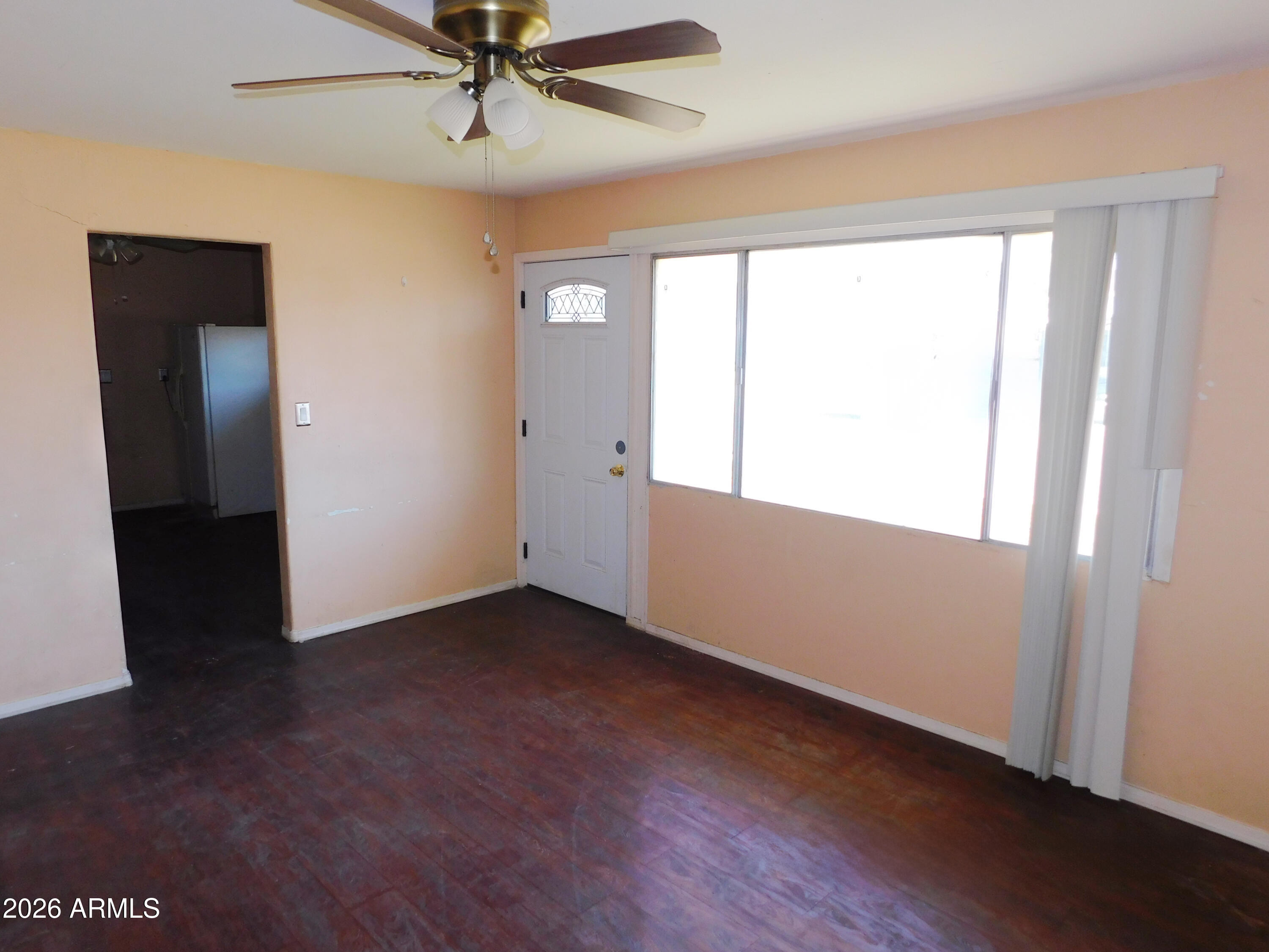 413 Jamestown Road Kearny, AZ 85137 - Photo 12 of 29 MLS-LvgRm4