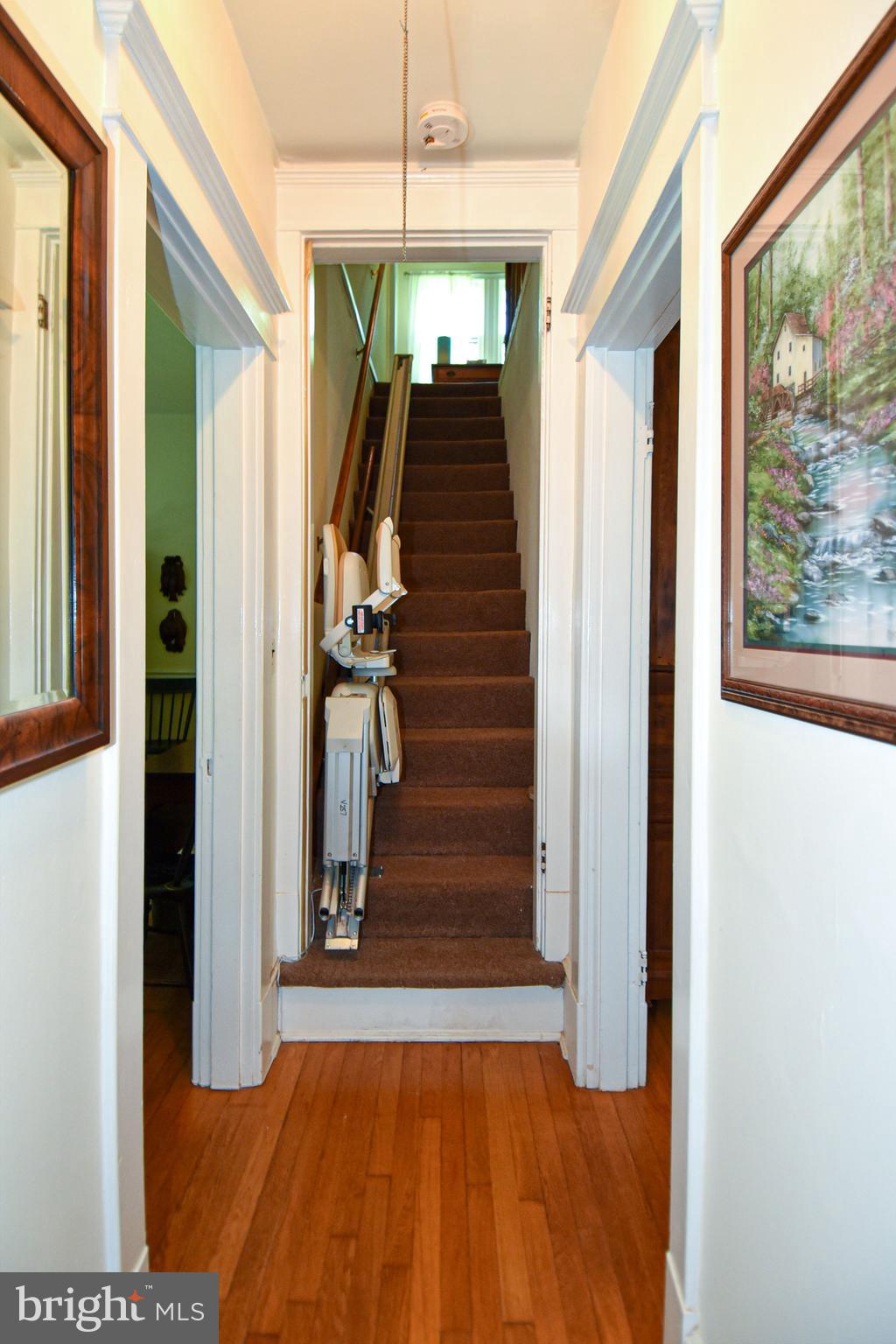 17809 Meeting House Road Sandy Spring, MD 20860 - Photo 31 of 46 Hallway