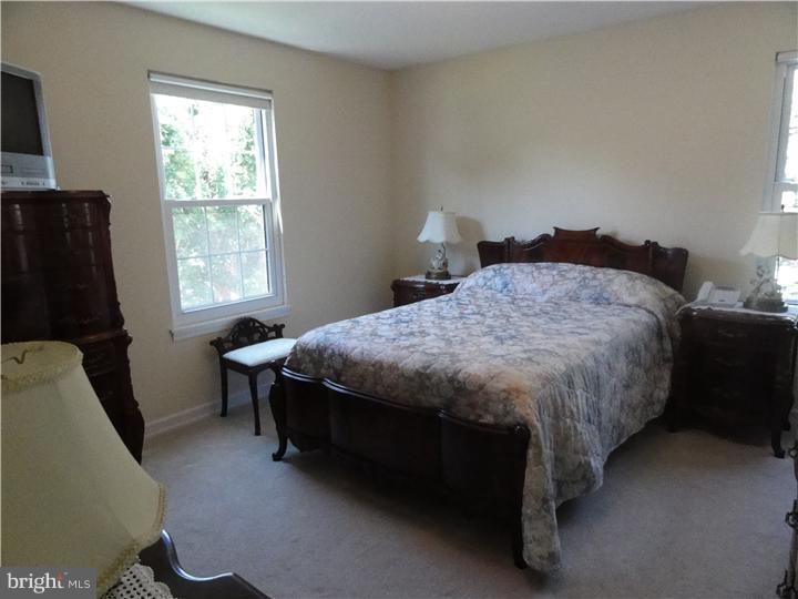13402 Worthington Road Philadelphia, PA 19116 - Photo 14 of 25 Bedroom - Main