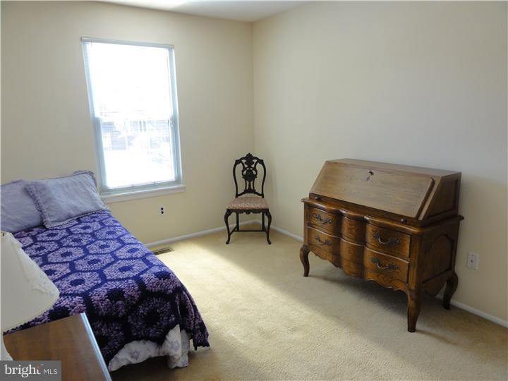 13402 Worthington Road Philadelphia, PA 19116 - Photo 16 of 25 Bedroom 2