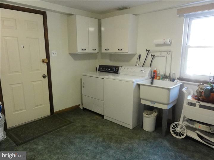 13402 Worthington Road Philadelphia, PA 19116 - Photo 23 of 25 Laundry Room