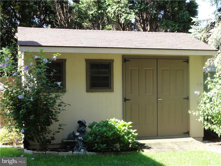 13402 Worthington Road Philadelphia, PA 19116 - Photo 6 of 25 Storage Shed