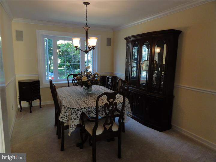 13402 Worthington Road Philadelphia, PA 19116 - Photo 9 of 25 Dining Room