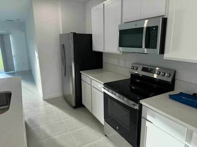 $2,750 | 673 Carlyle Way, Fort Pierce, FL 34947