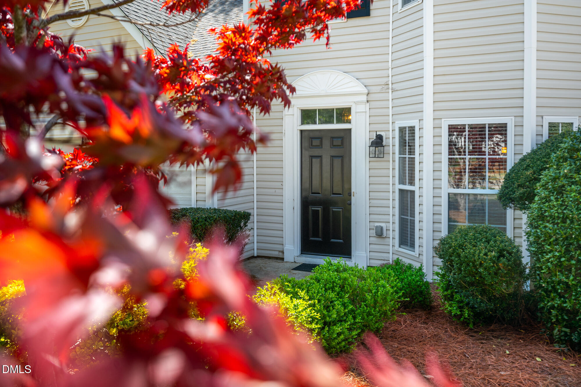 5319 Corinthian Way Raleigh, NC 27607 - Photo 4 of 46 5319CorinthianWay-4