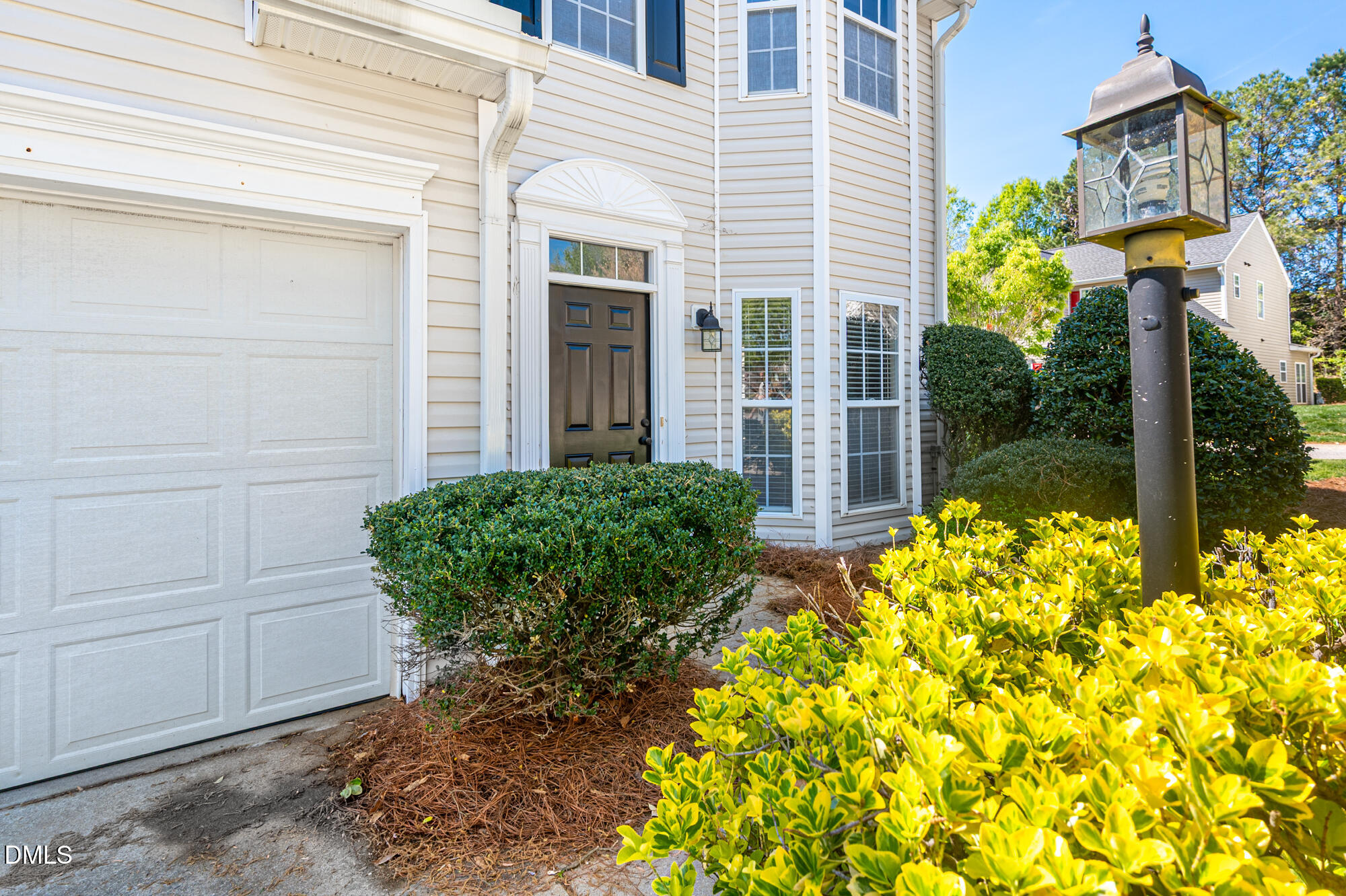 5319 Corinthian Way Raleigh, NC 27607 - Photo 6 of 46 5319CorinthianWay-6