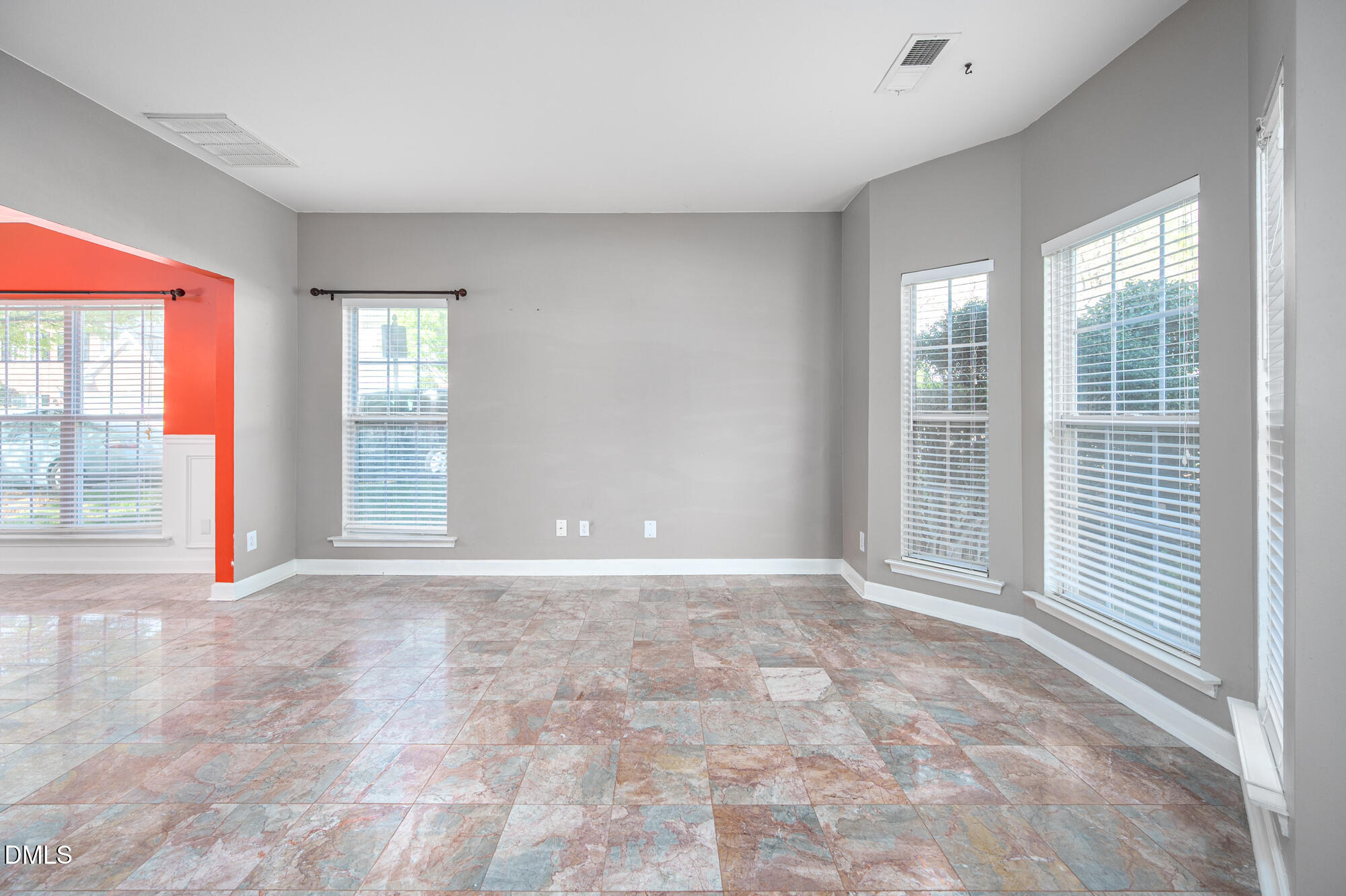 5319 Corinthian Way Raleigh, NC 27607 - Photo 9 of 46 5319CorinthianWay-9