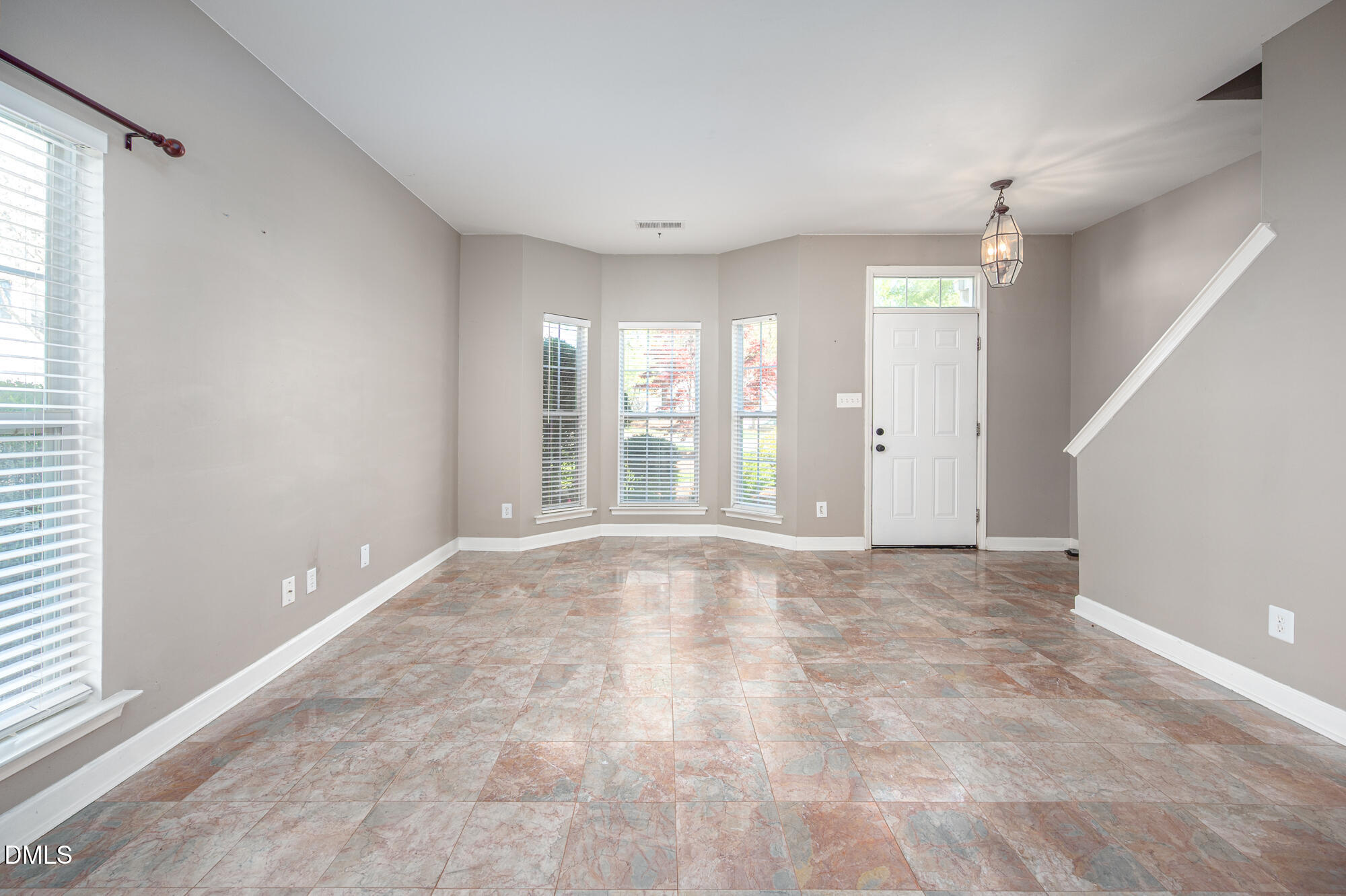 5319 Corinthian Way Raleigh, NC 27607 - Photo 10 of 46 5319CorinthianWay-10