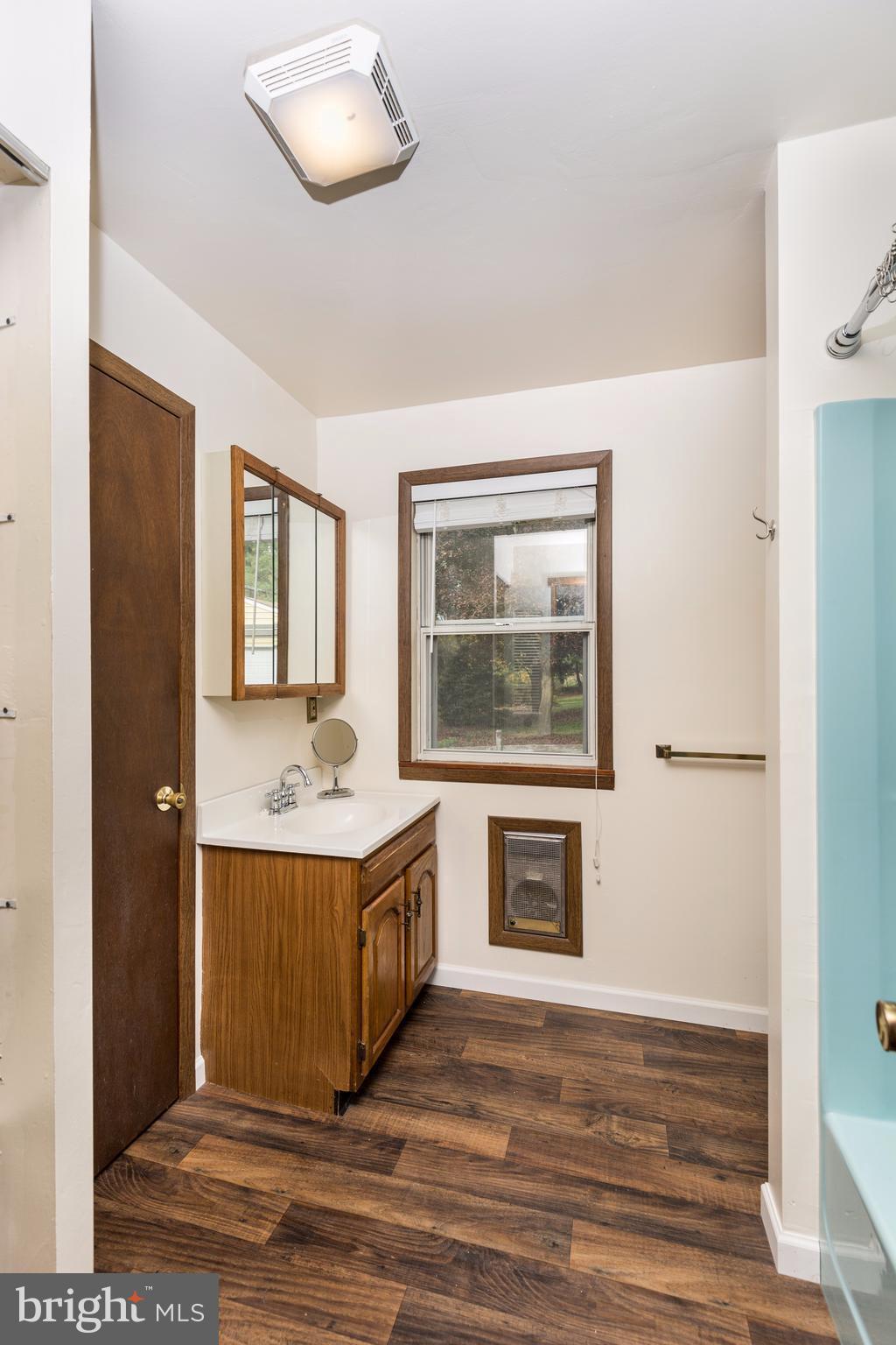 3408 Warehime Road Manchester, MD 21102 - Photo 22 of 30 Full Bath in In-law Sutie