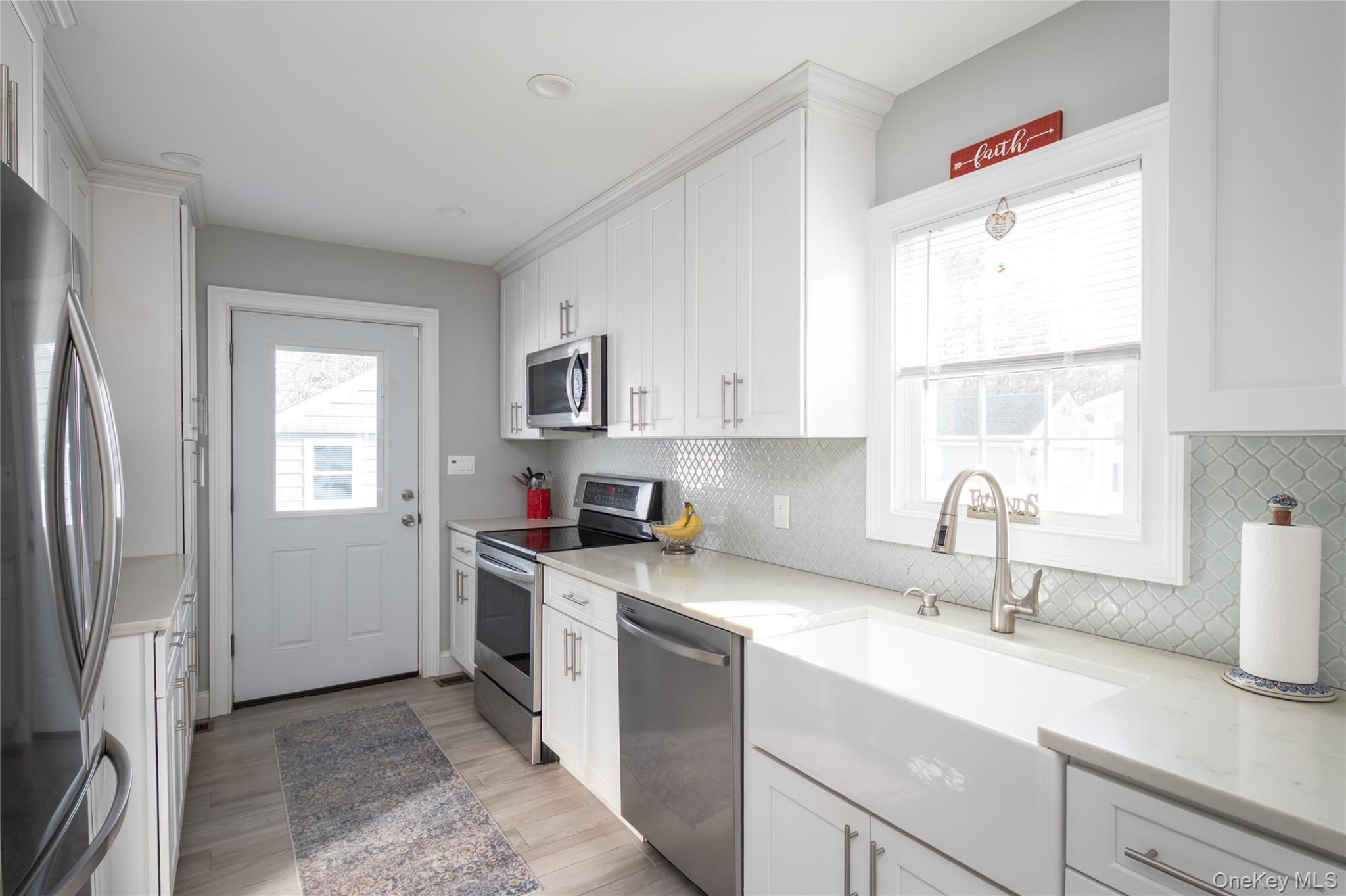 132 Webster Street Merrick, NY 11566 - Photo 11 of 28