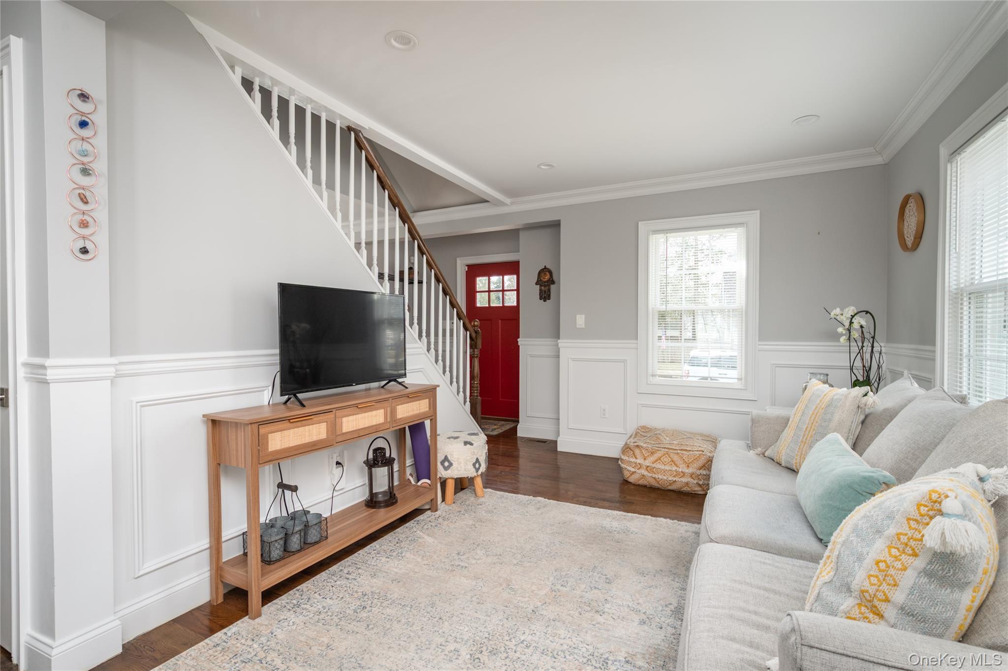 132 Webster Street Merrick, NY 11566 - Photo 4 of 28