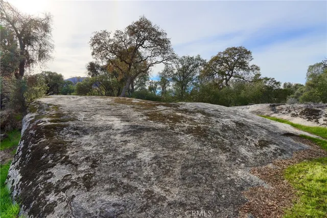 $518,000 | 40740 Road 425A, Oakhurst, CA 93644