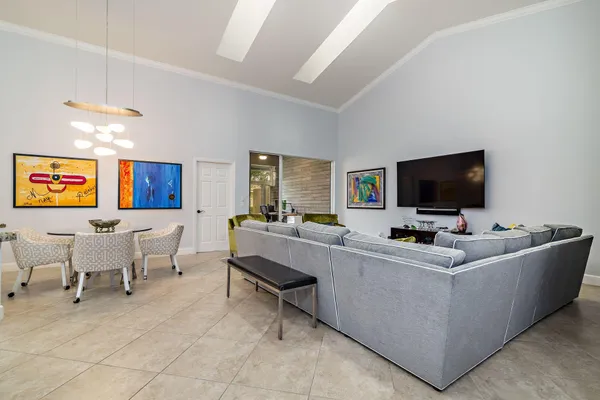 $8,500 | 2102 Mahogany Place, Palm Beach Gardens, FL 33418