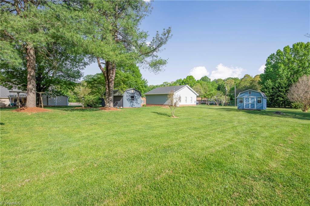 8350 Jefferson Church Road Rural Hall, NC 27045 - Photo 10 of 38