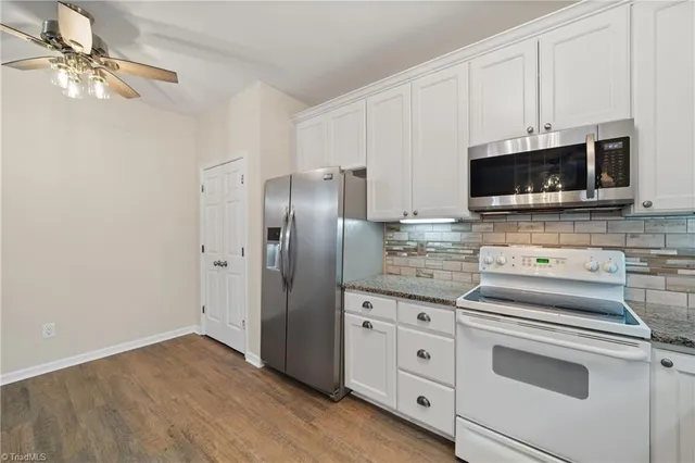 $219,900 | 6901 Hanesbrook Circle, Unit 102, Clemmons, NC 27012