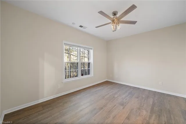 $219,900 | 6901 Hanesbrook Circle, Unit 102, Clemmons, NC 27012