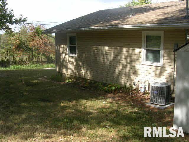 200 Pleasant Vienna, IL 62995 - Photo 7 of 16 Gallery Image 7