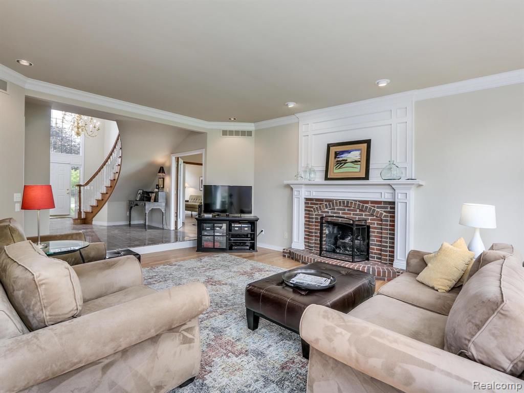 3632 Aynsley Drive Rochester Hills, MI 48306 - Photo 13 of 49