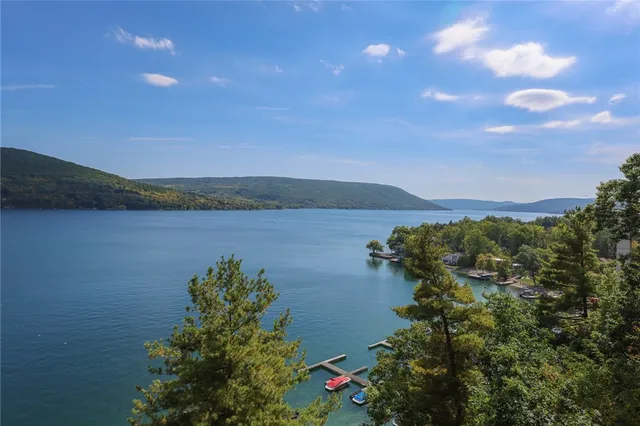 $299,000 | 42 Cliffside Drive, South Bristol, NY 14424