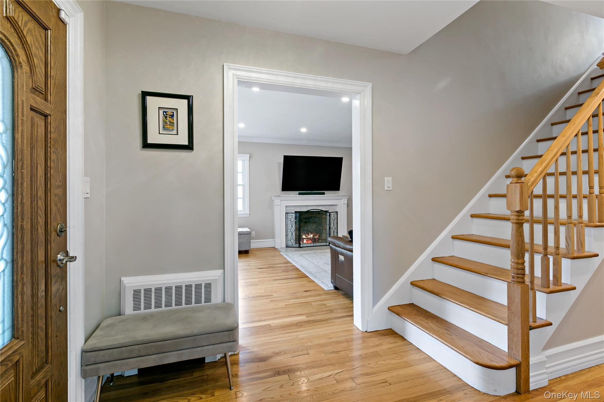63 White Road Scarsdale, NY 10583 - Photo 2 of 22 Entrance Hall