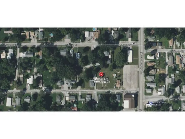$5,900 | 531 Burkett Street, Benton, IL 62812