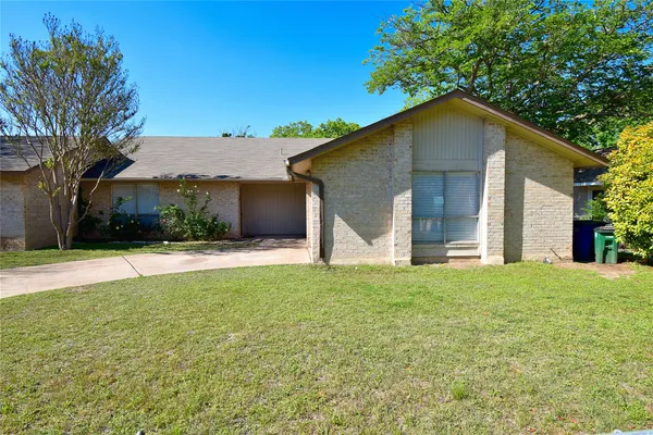 $1,595 | 5936 Cherry Loop, Unit B, Austin, TX 78745