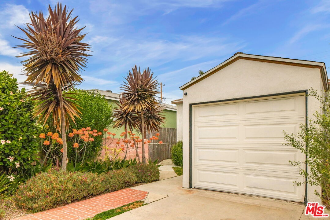 4332 Alla Road Los Angeles, CA 90066 - Photo 25 of 25 a view of a house with a yard and potted plants