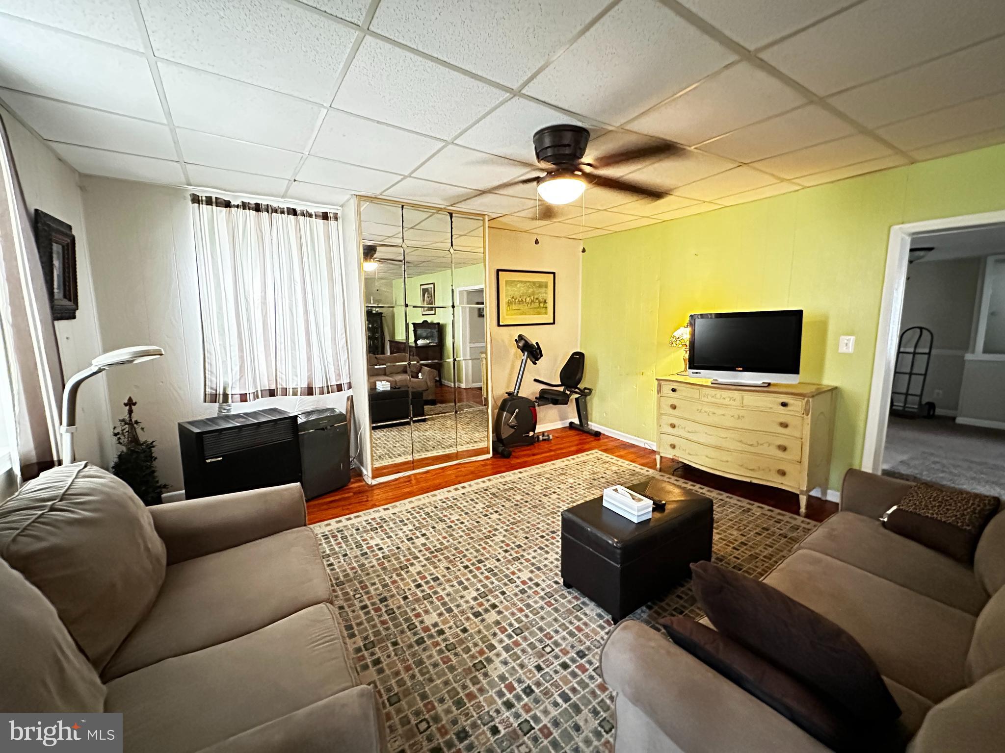 524 Sicklerville Road Sicklerville, NJ 08081 - Photo 3 of 24
