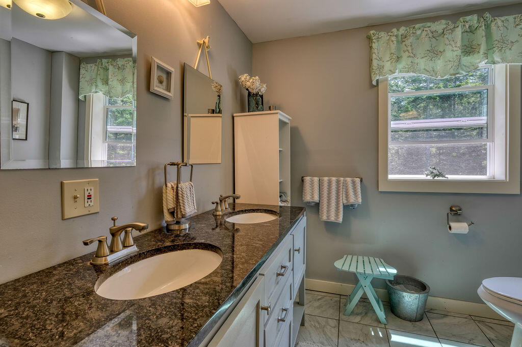 18 Cat Cove Road Stonington, ME 04681 - Photo 24 of 61 18Cat'sCove-24