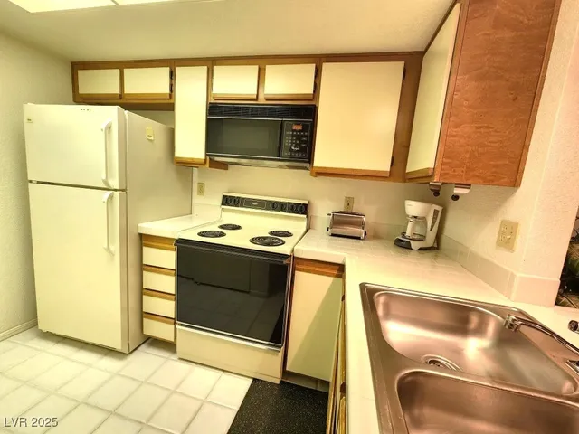 $120,000 | 1964 Las Palmas Lane, Unit 141, Laughlin, NV 89029