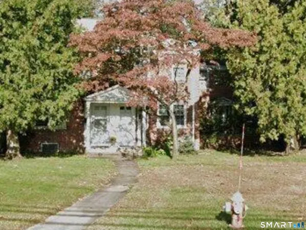 $1,799 | 18 Bridge Street, Unit 1P, Naugatuck, CT 06770