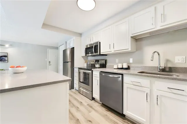 $1 | 1600 Settlers Drive, Oakdale, PA 15071