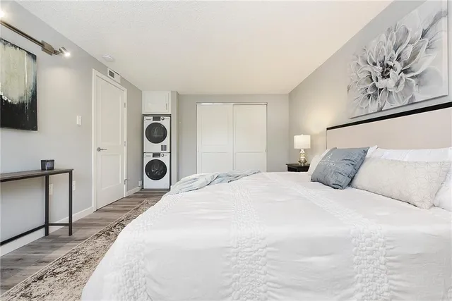 $1 | 1600 Settlers Drive, Oakdale, PA 15071