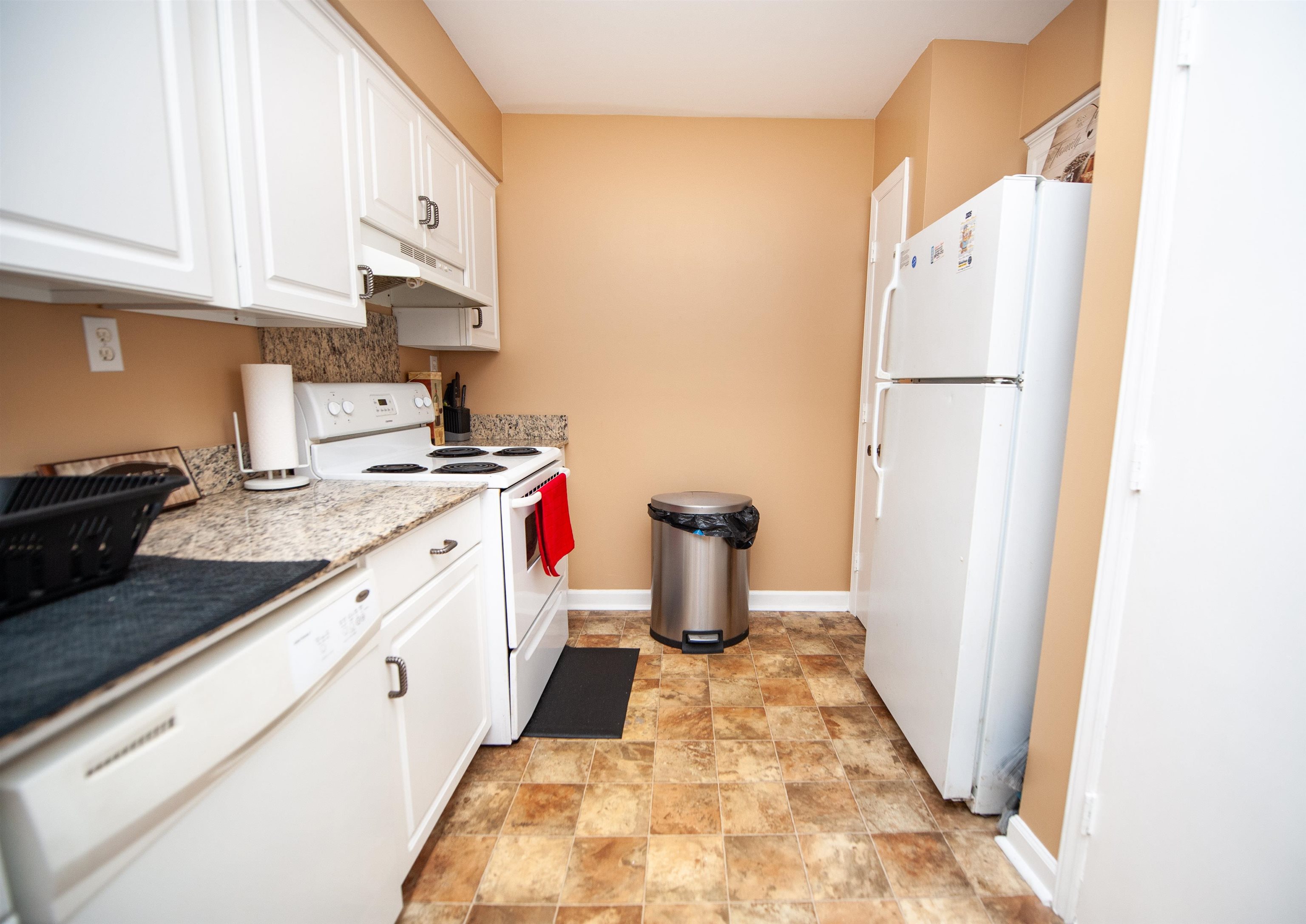 1470 Dover Road Spartanburg, SC 29301 - Photo 8 of 23