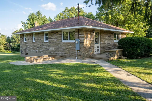 $239,900 | 18537 Maryland Highway, Swanton, MD 21561