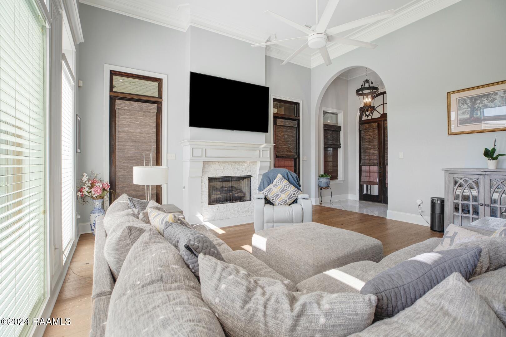 204 Rue De La Rochelle Broussard, LA 70518 - Photo 6 of 36 204RuedulaRochelle-7