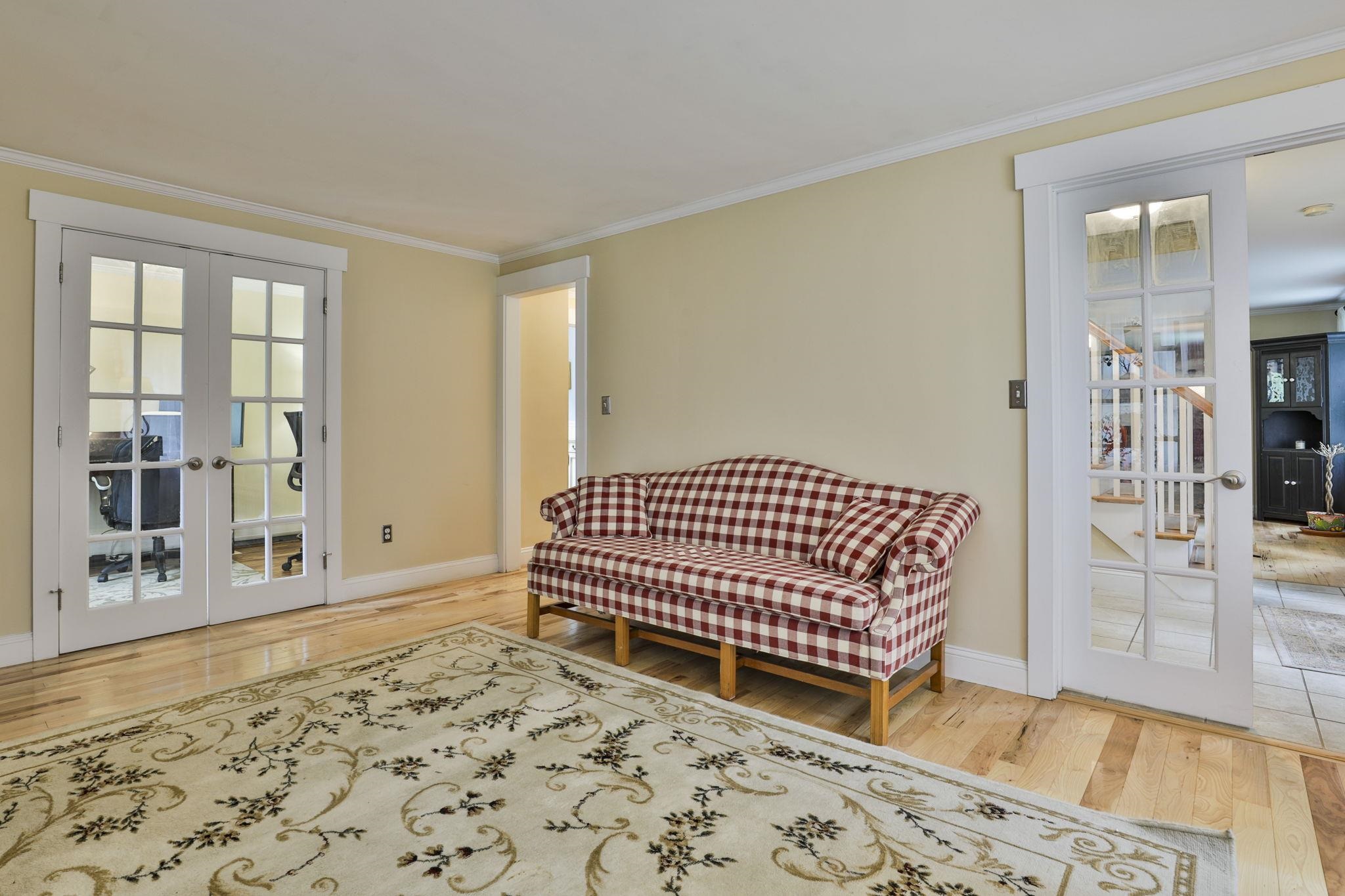 1 Deer Run Road Windham, NH 03087 - Photo 8 of 38