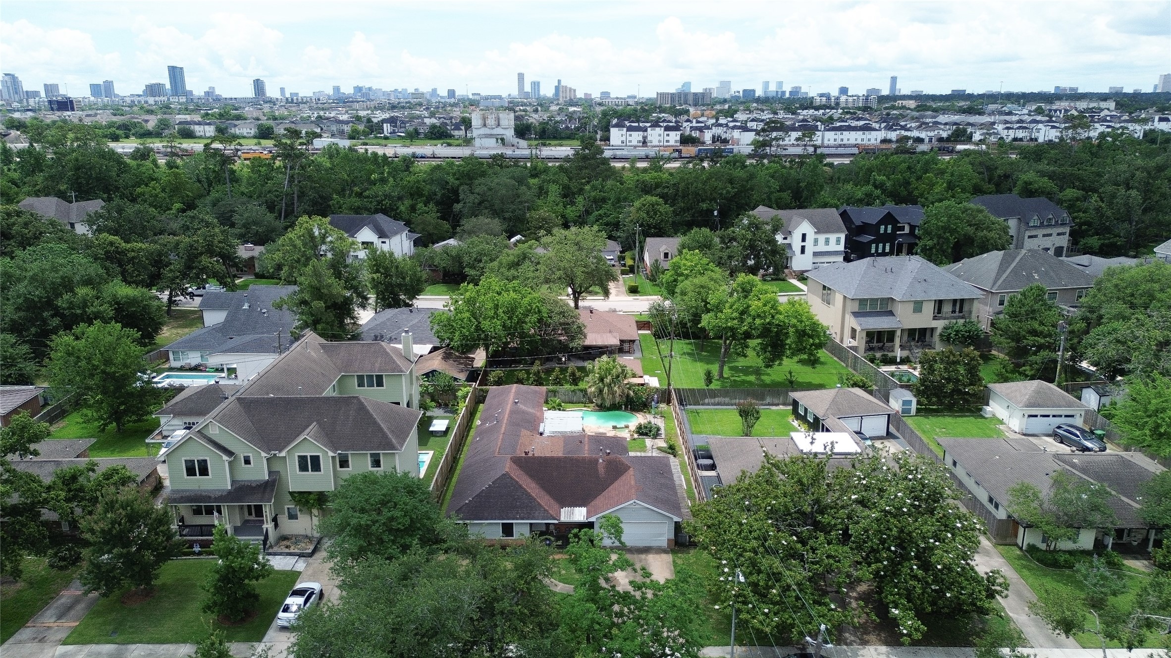 6127 Hurst Street Houston, TX 77008 - Photo 11 of 11