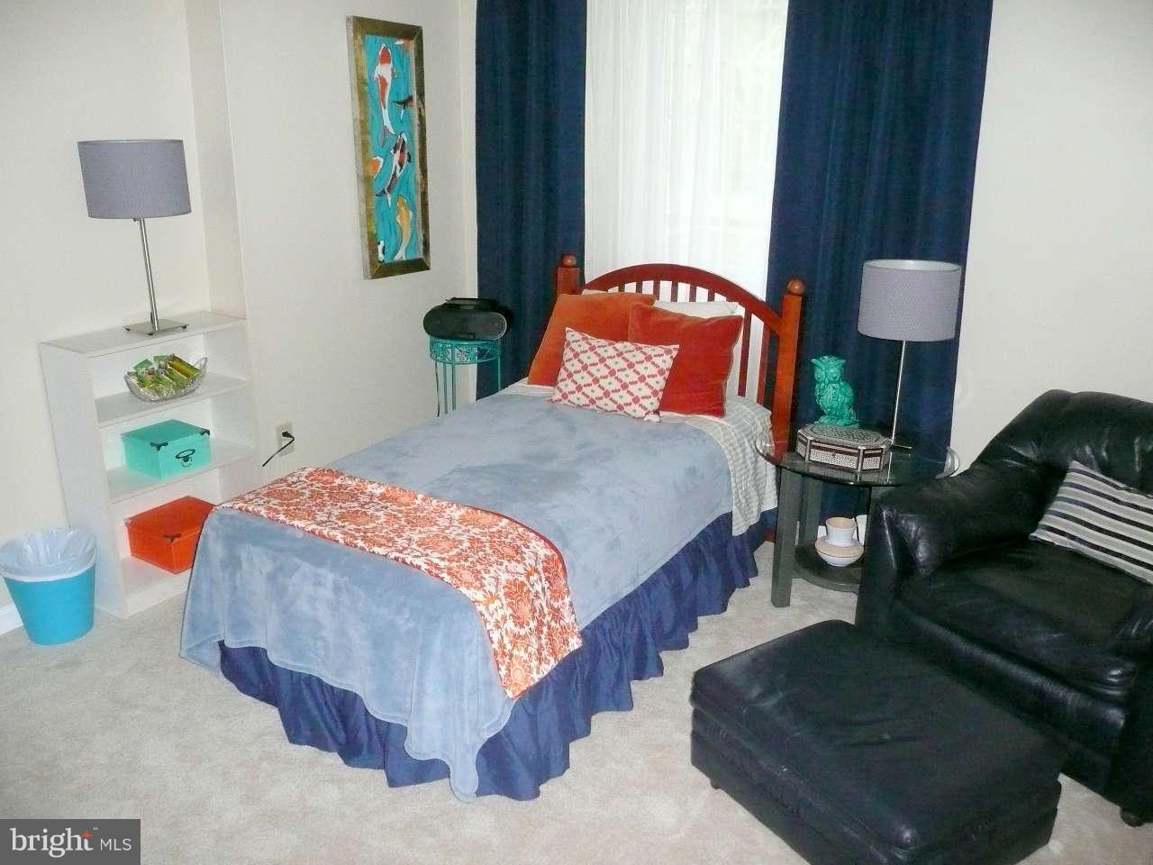 5952 Powell's Landing Road Burke, VA 22015 - Photo 24 of 25 Bedroom