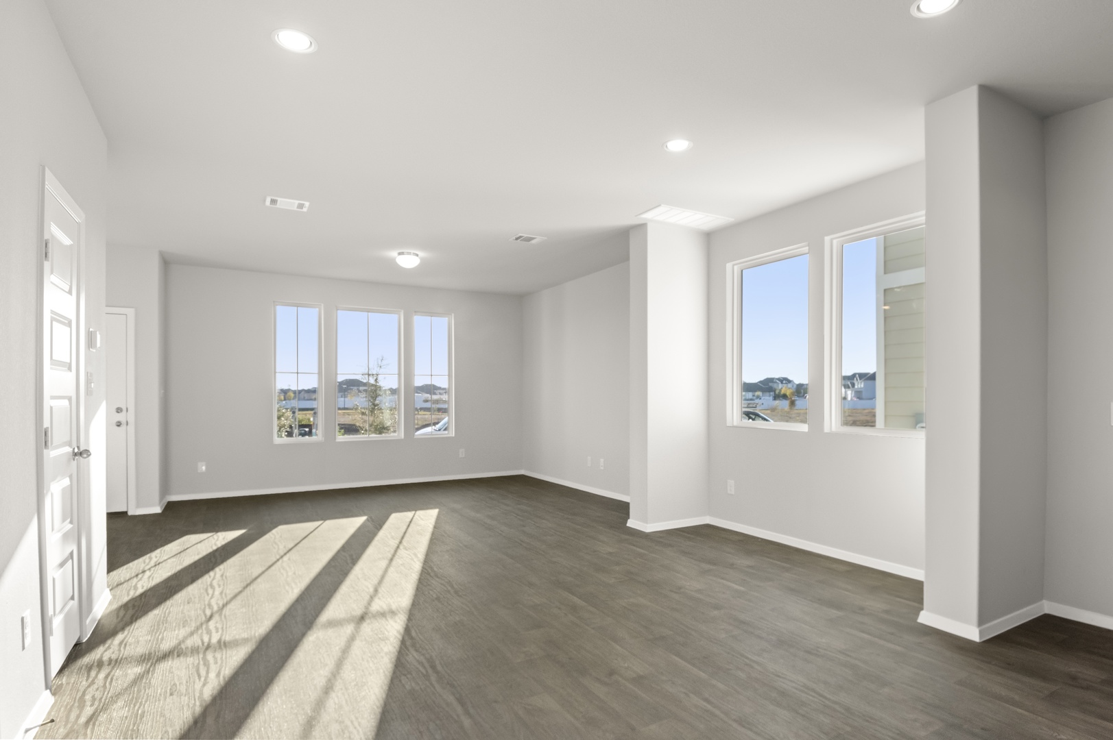 127 Summer Drive Elgin, TX 78621 - Photo 13 of 33