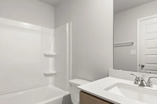 $234,100 | 127 Summer Drive, Elgin, TX 78621