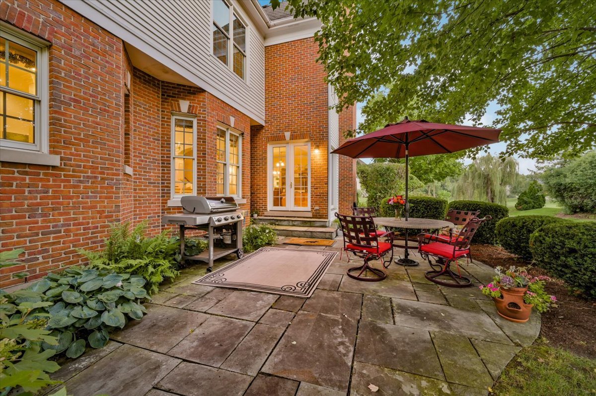 8010 Greenbriar Court Burr Ridge, IL 60527 - Photo 52 of 57