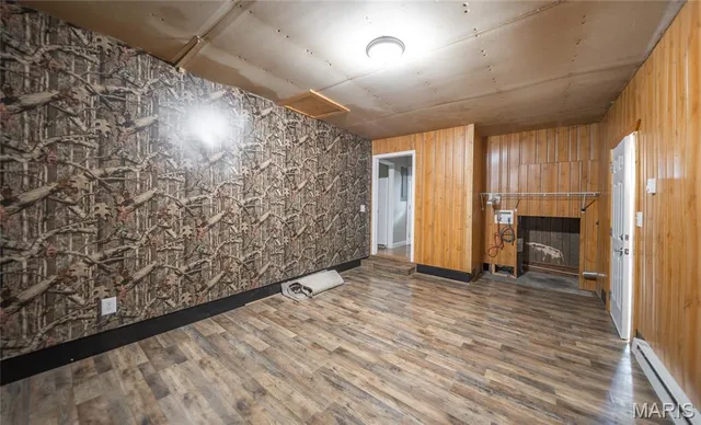 $185,000 | 233 Kirkman Street, Licking, MO 65542